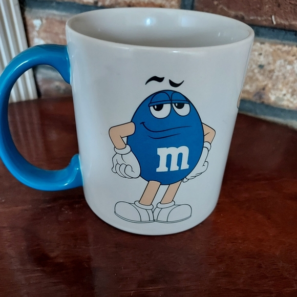 M&Ms Mug Blue Mug Licensed M&M World Coffee Cup Collectible 2012 - Picture 3 of 8